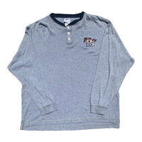 1999 Warner Bros. Tazmanian Devil Embroidered Long Sleeve Vintage Henley T-shirt